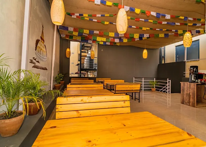 Aashraya Hostel *