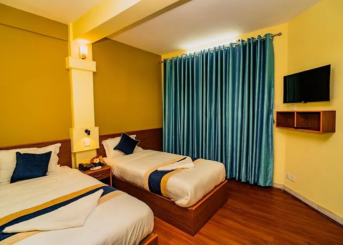 Aashraya Hostel *