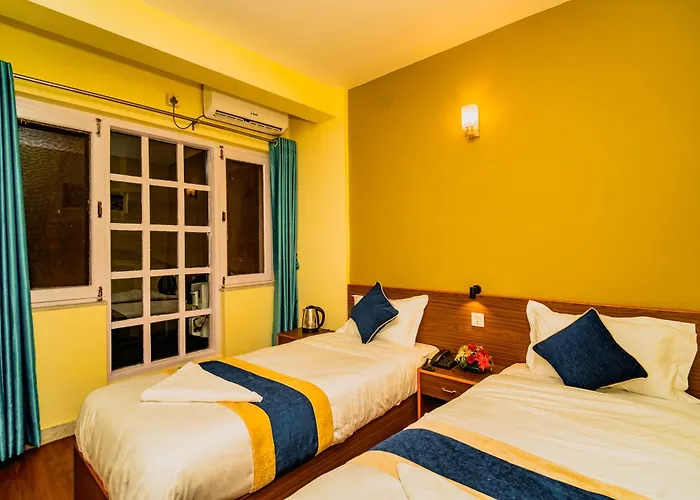 Aashraya Hostel *